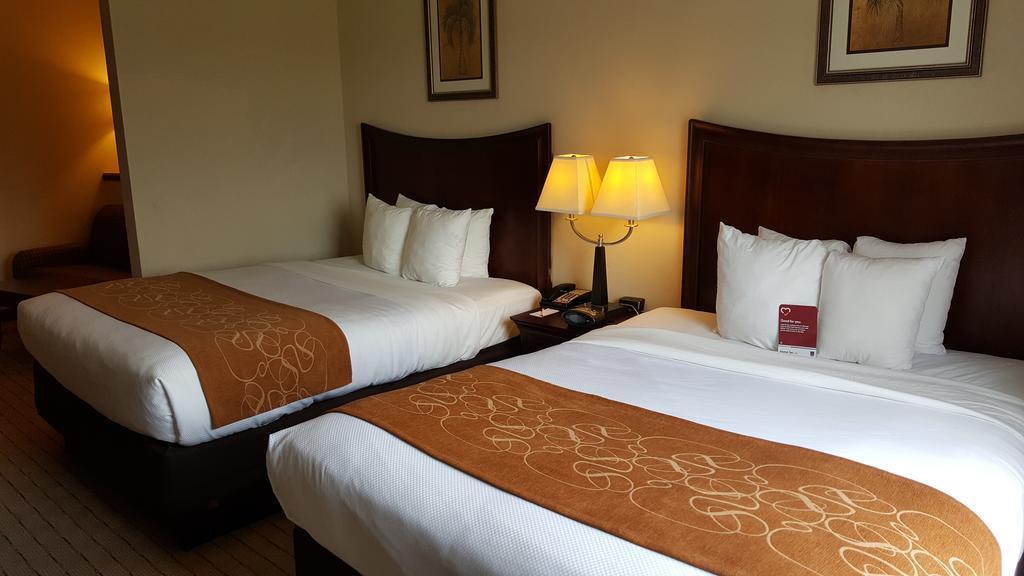 Comfort Suites Mobile West Tillmans Corner Esterno foto
