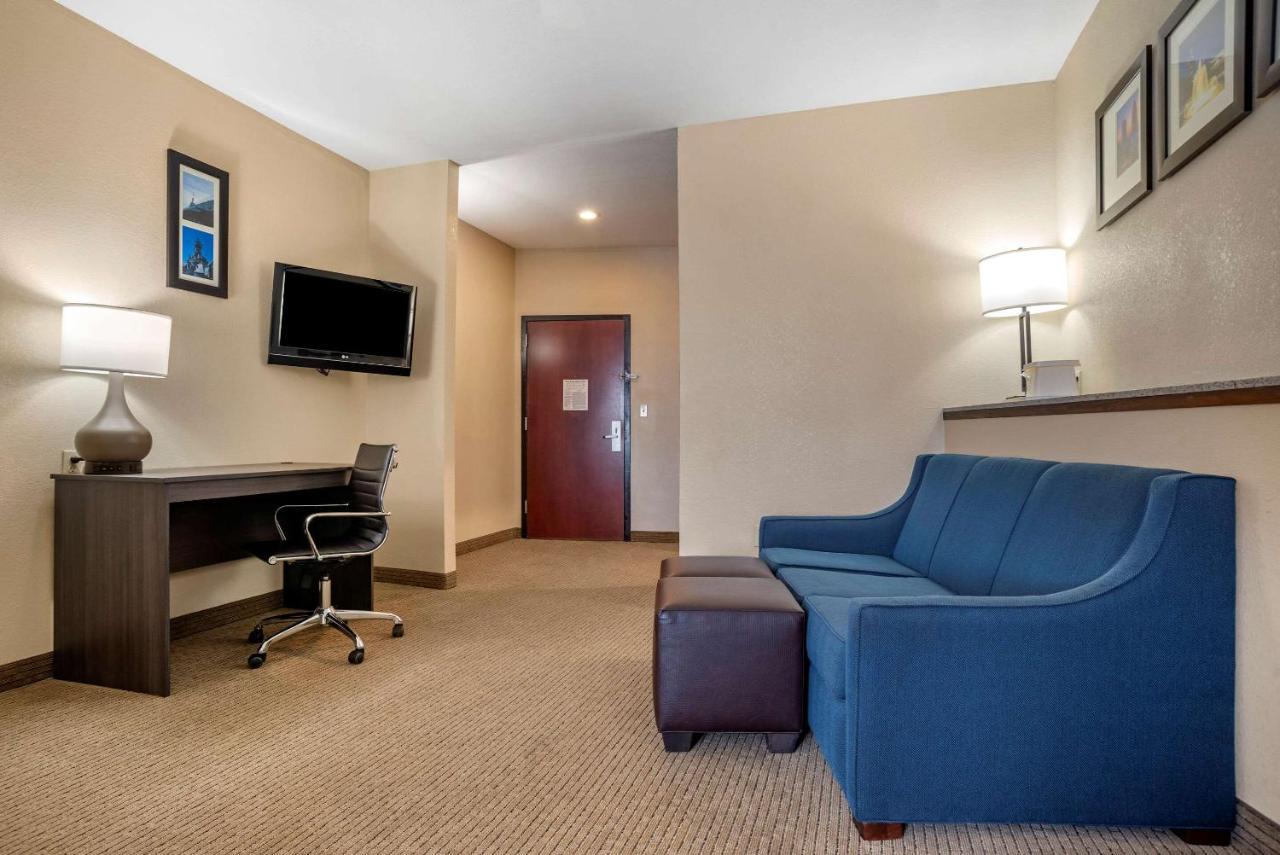 Comfort Suites Mobile West Tillmans Corner Esterno foto