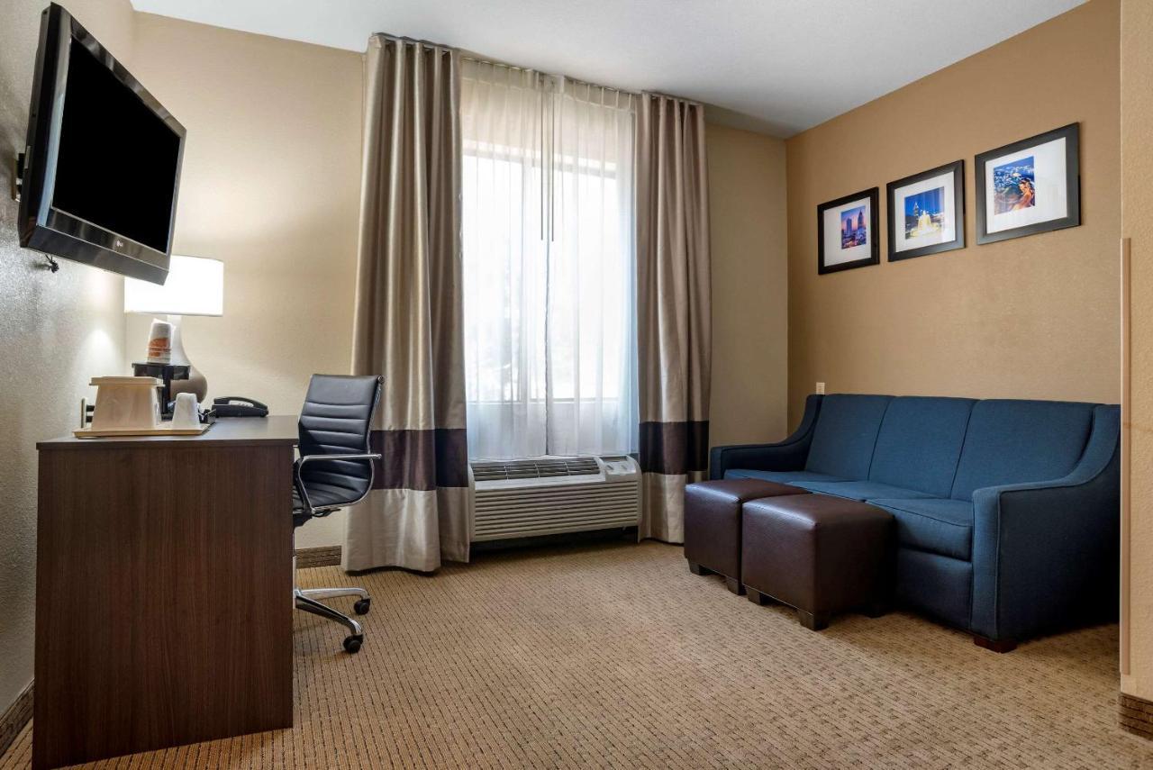 Comfort Suites Mobile West Tillmans Corner Esterno foto