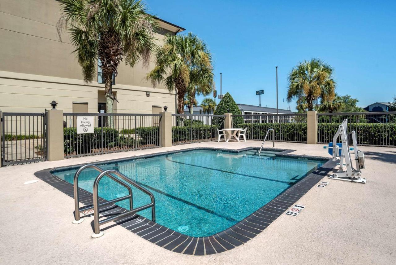 Comfort Suites Mobile West Tillmans Corner Esterno foto