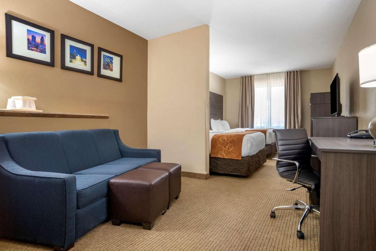 Comfort Suites Mobile West Tillmans Corner Esterno foto
