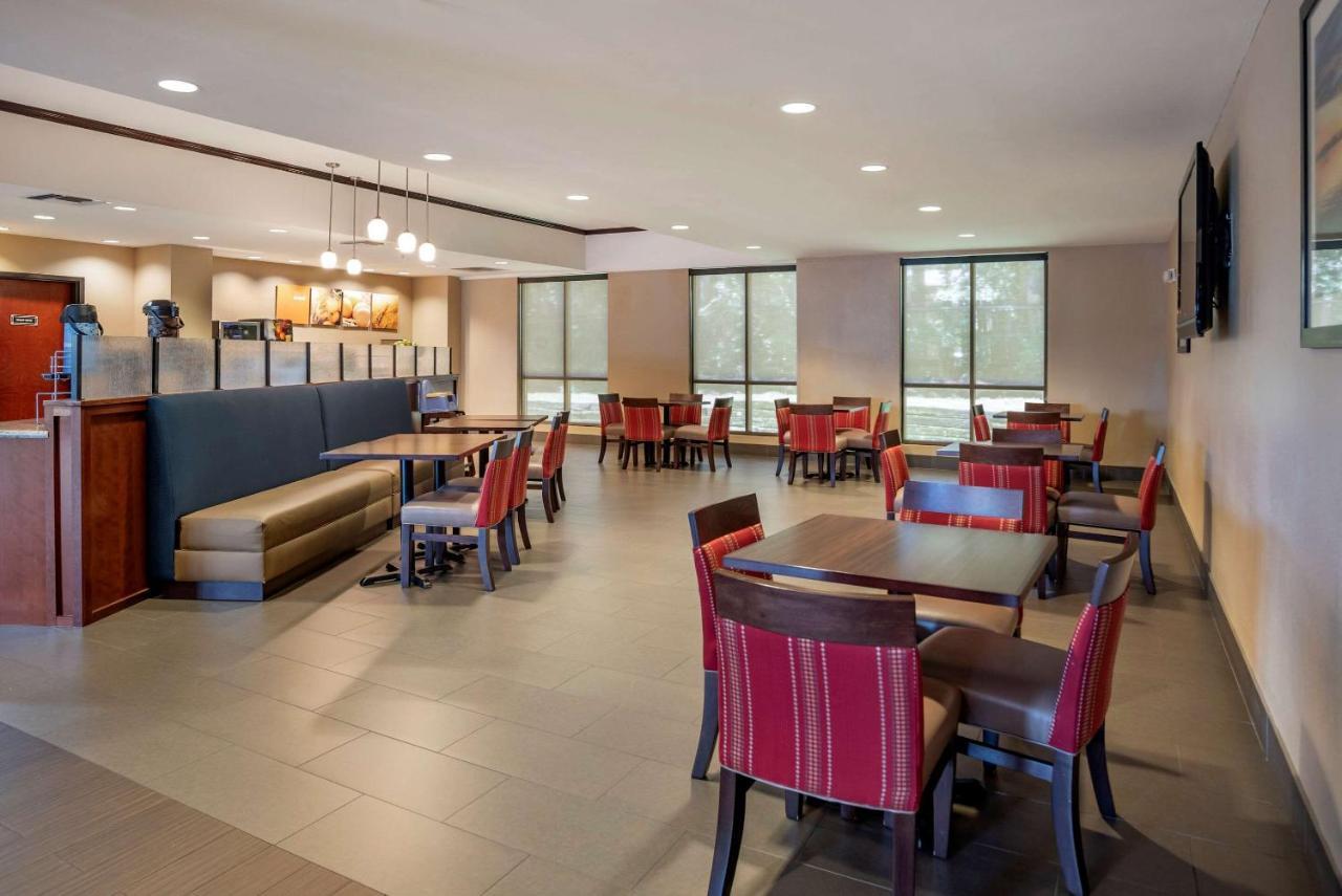 Comfort Suites Mobile West Tillmans Corner Esterno foto